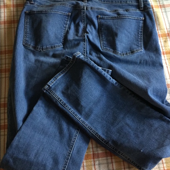 Talbots Flawless Five Pocket Straight Leg Jeans - Picture 3 of 9